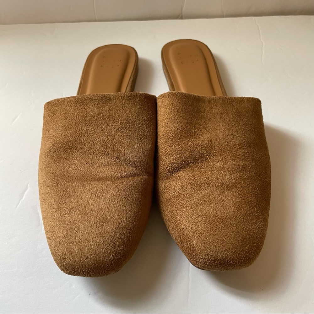 A new day tan suede mules, size 10, good condition
